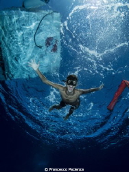 The underwater scream by Francesco Pacienza 